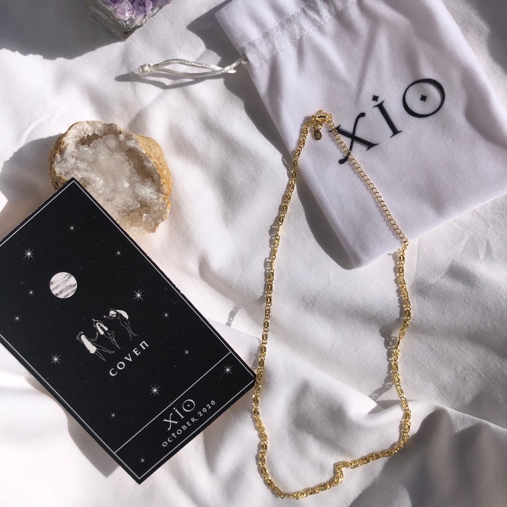 XIO | The Supreme Necklace | Layering Necklace